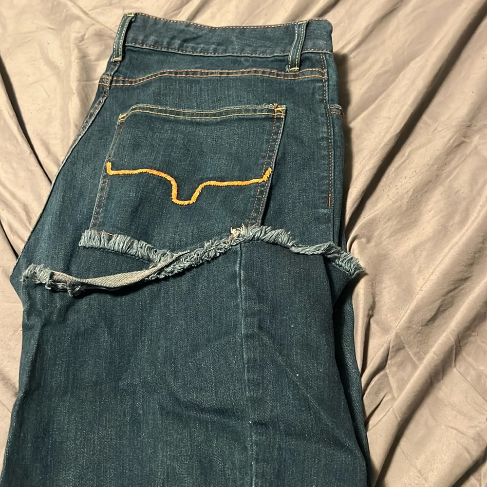 Lola Kimes Ranch jeans.